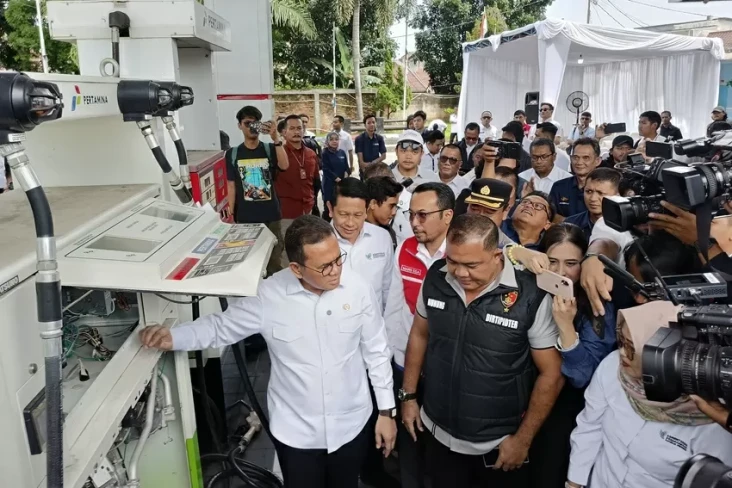 SPBU di Jalan Alternatif...