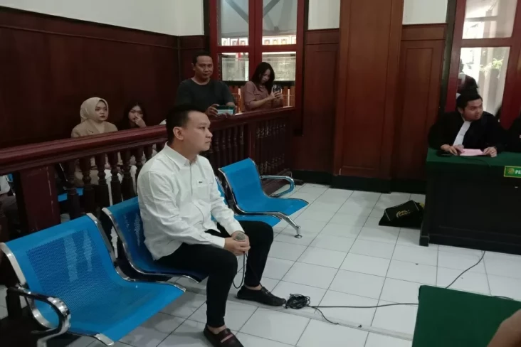Ivan Sugianto Dituntut...