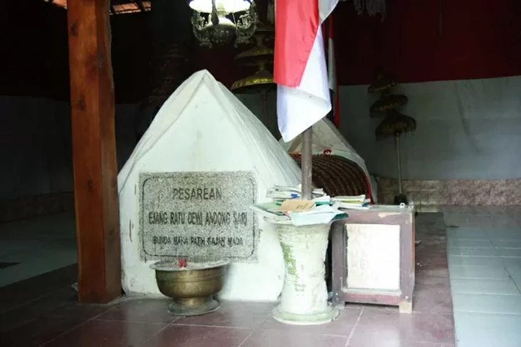 Dewi Andong Sari, Sosok...