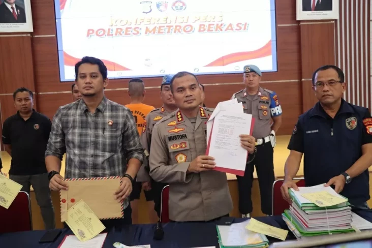 Polres Bekasi Tetapkan...