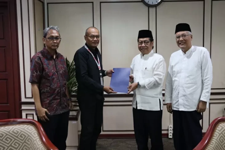 Universitas Terbuka...