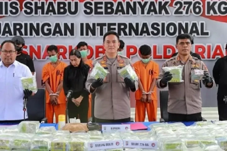 Rekam Jejak Mantan Kapolda...