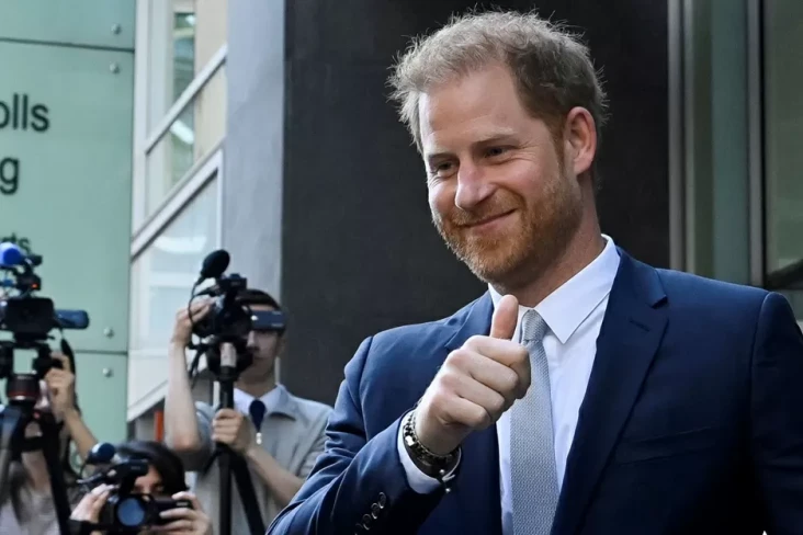 Pangeran Harry Diduga...