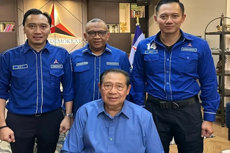 Bergabung ke Demokrat,...