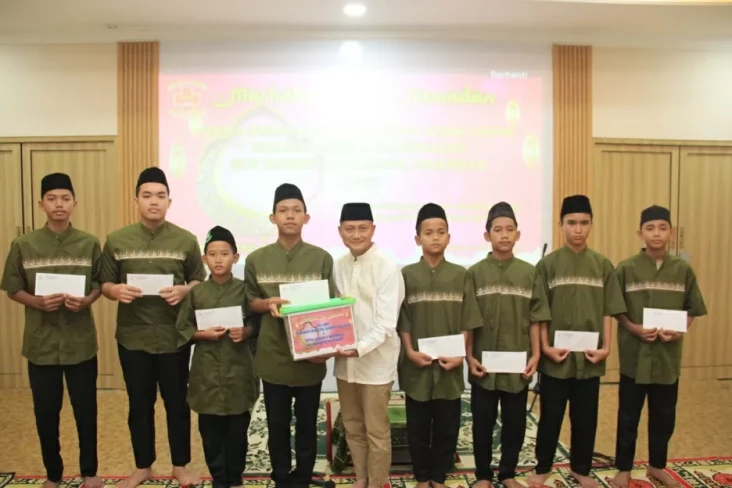 Peringati HUT ke-57,...