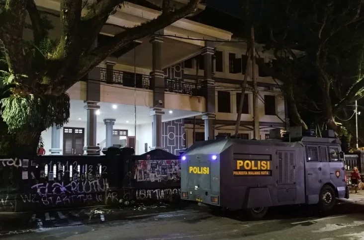 Sejumlah Pedemo Tolak...