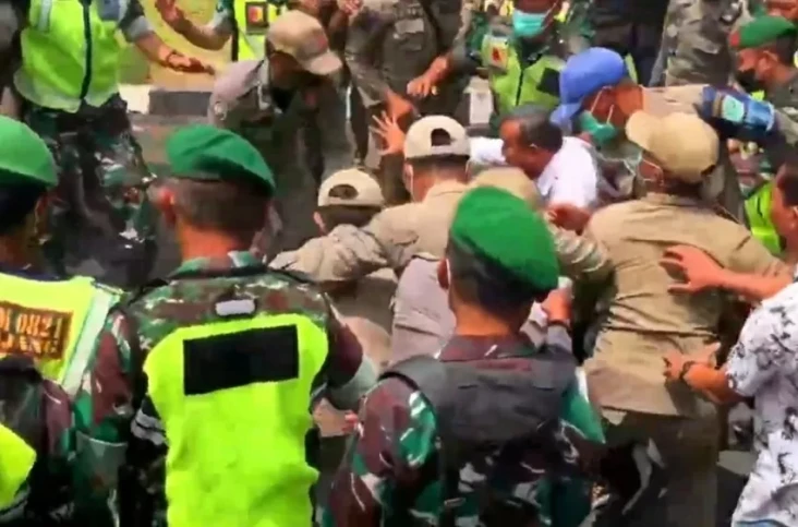 Demo Tolak UU TNI di...