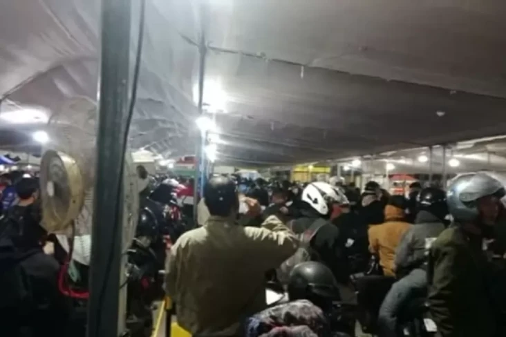 Arus Mudik Lebaran ke...