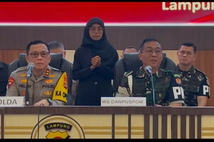 Kopda B Gunakan Senjata...
