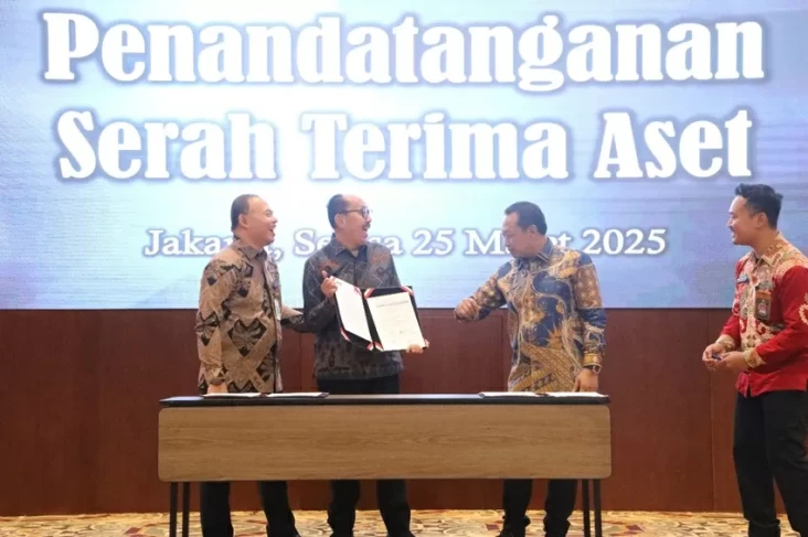 KPK Serahkan 4 Aset...