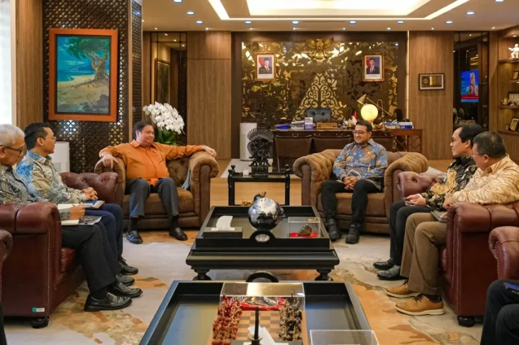 Menekraf Teuku Riefky...