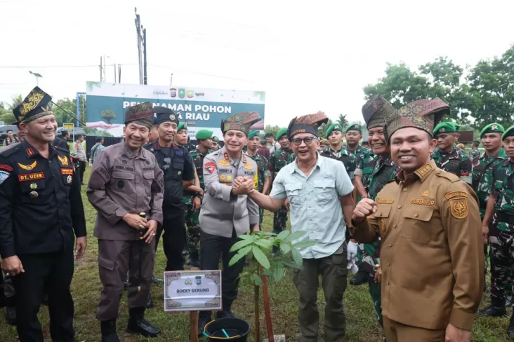Polda Riau Inisiasi...