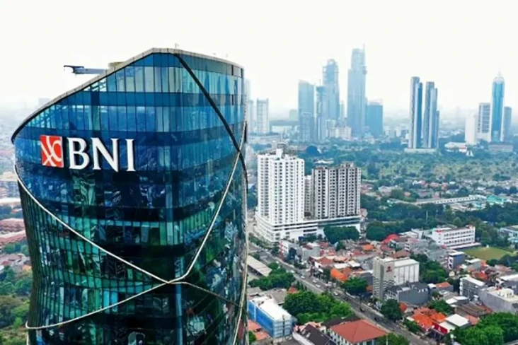 Perubahan Komisaris...