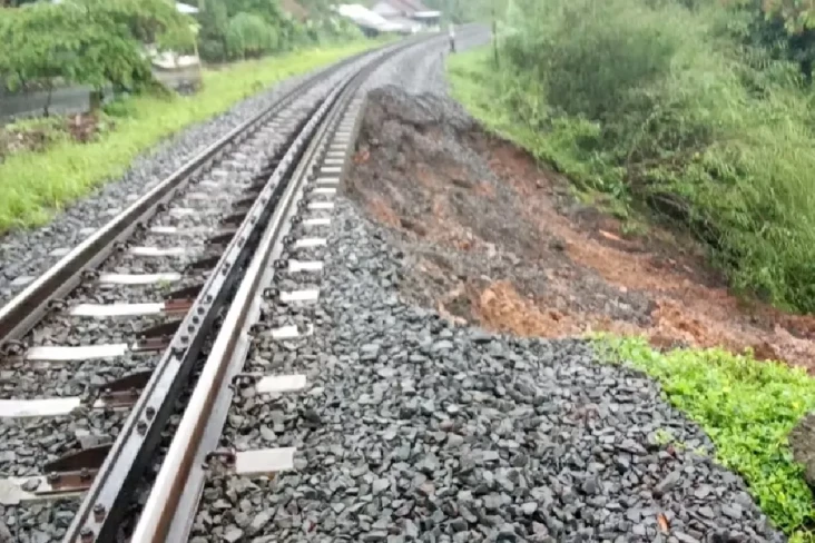 Jalur Kereta Ciamis-Manonjaya...