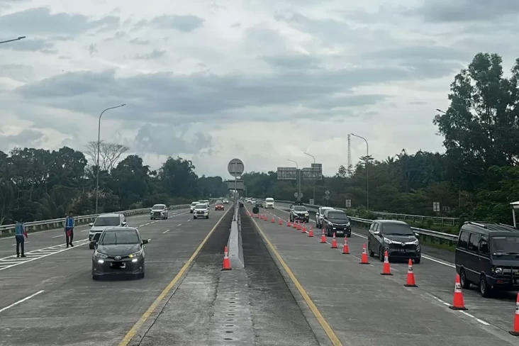 One Way Lokal Tol Semarang-Solo...