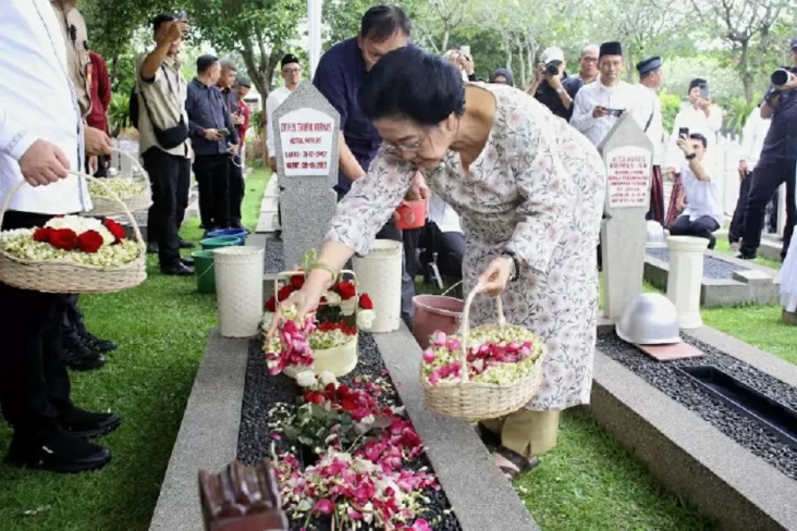 Jelang Idulfitri, Megawati...