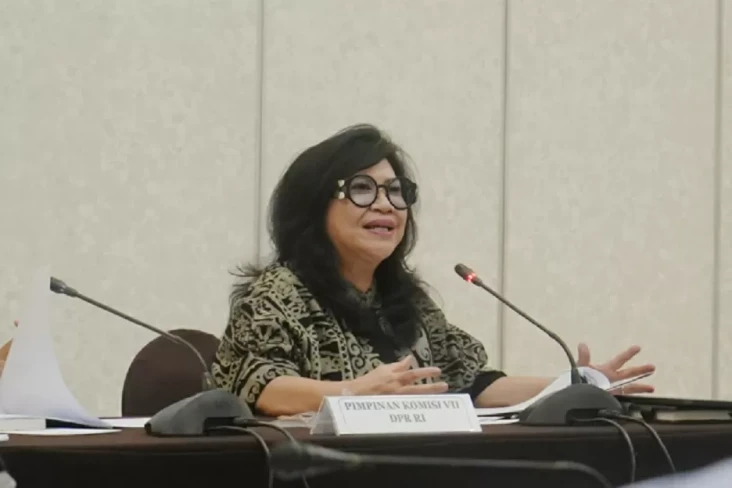 DPR ke Krakatau Steel...
