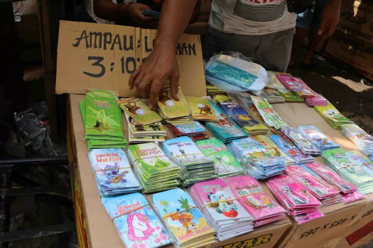 Angpao atau Angpau?...