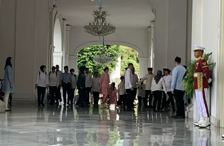 Open House Lebaran,...