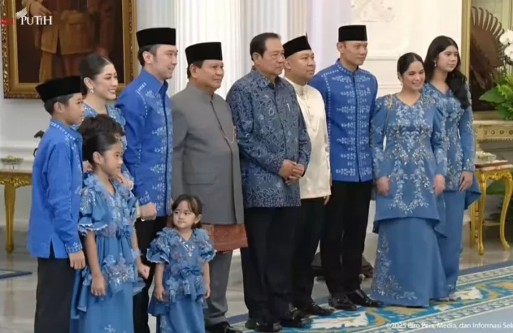 SBY Didampingi Ibas...