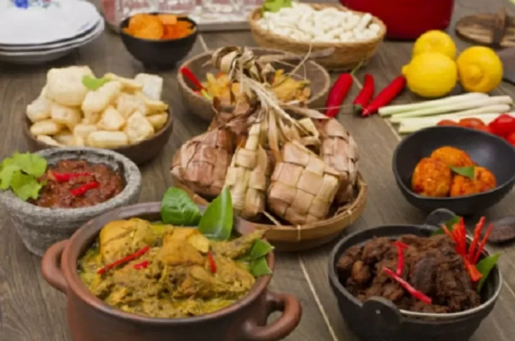 Hati-Hati! Makan Berlebihan...
