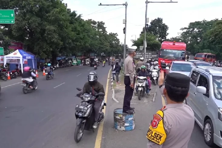Jalur Cibiru-Cileungi...