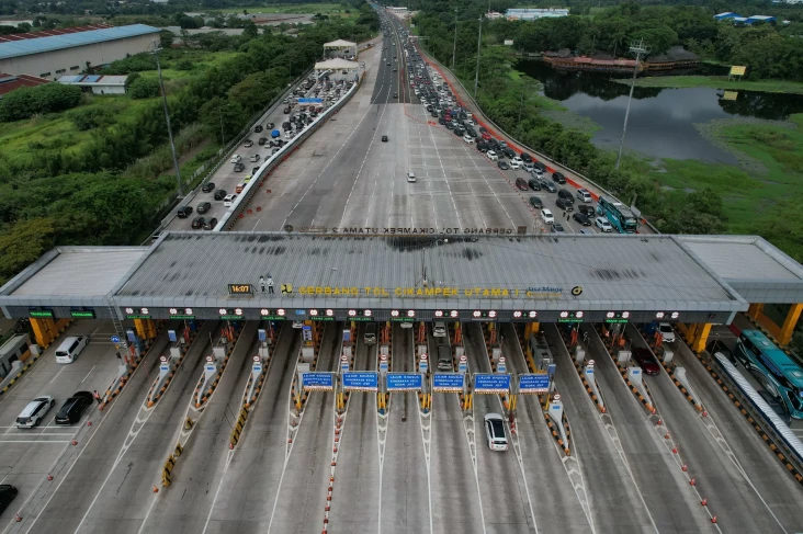 1,9 Juta Kendaraan Tinggalkan...