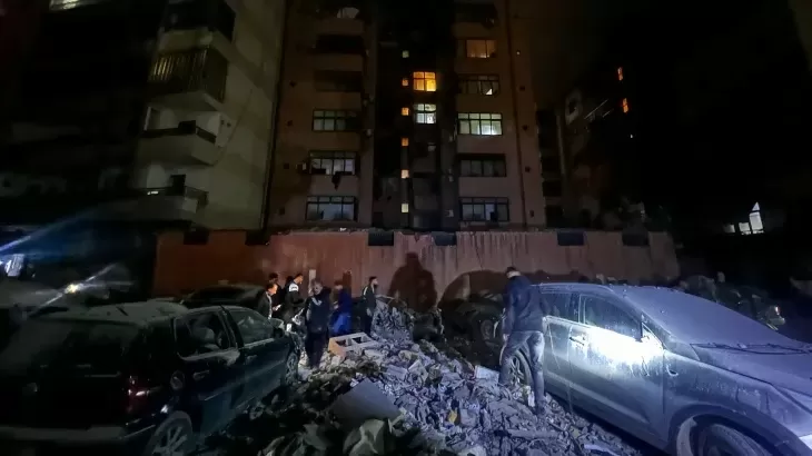 Israel Kembali Bom Beirut,...