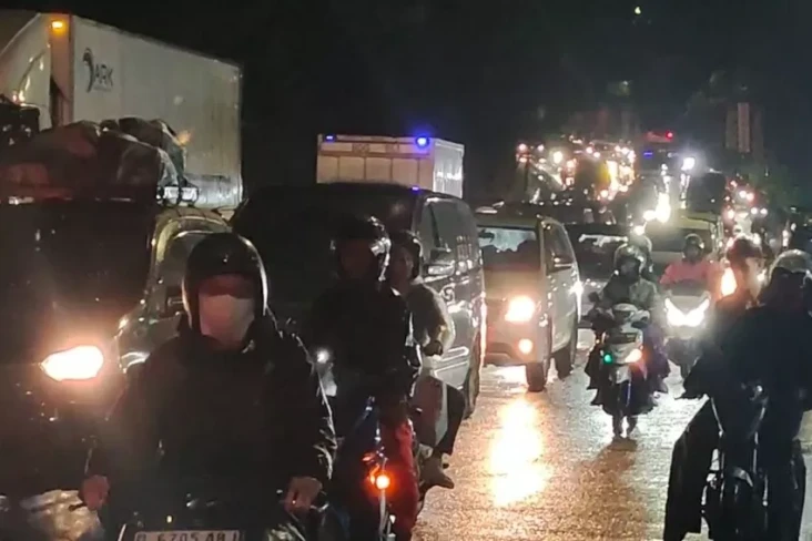 Arus Balik, Lonjakan...