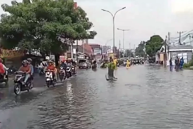 Jalan Pantura Bekasi...