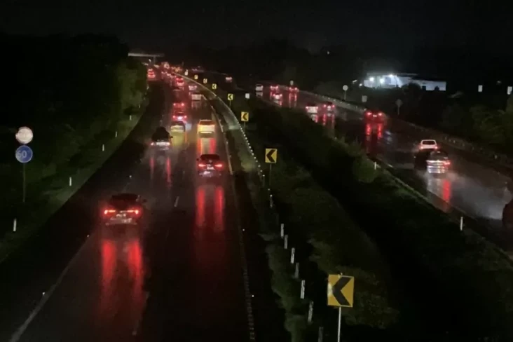 Malam Ini Arus Balik...