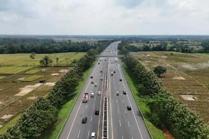 Tol Cipali Padat di...