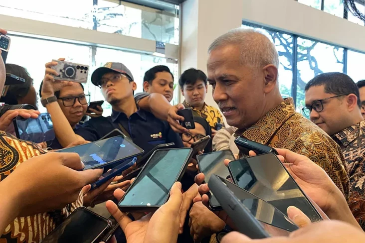 Pemerintah Siapkan Opsi...