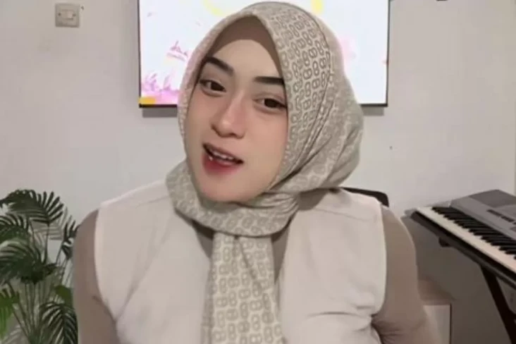 3 Potret Terbaru Bu...