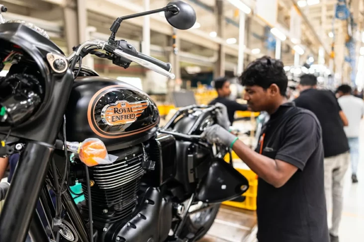 Royal Enfield: 1 Juta...