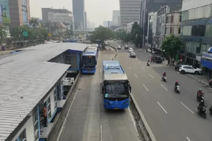 Viral Transjakarta Melaju...