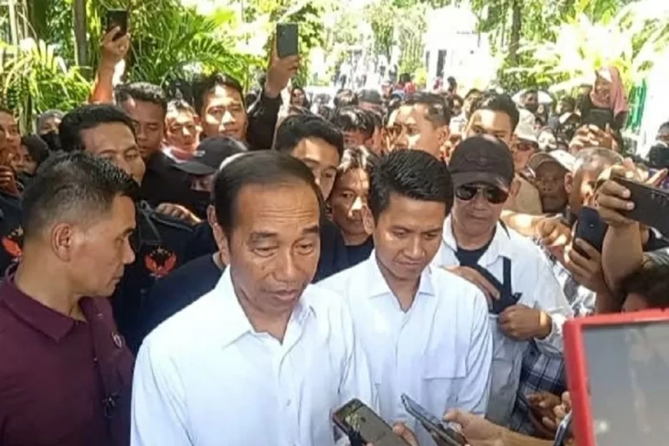Jokowi Janji Siap Tunjukkan...