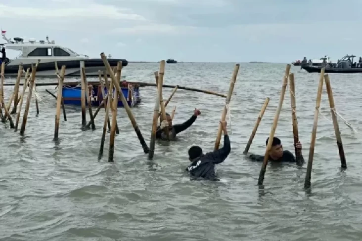 Kasus Pagar Laut Tangerang...