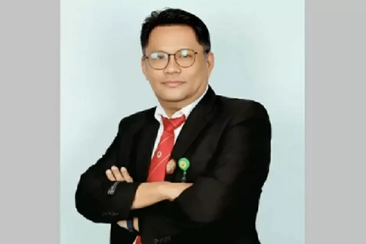 Strategi Baru Kekuasaan:...