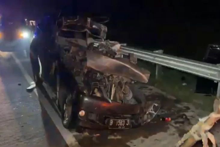 Kecelakaan Maut di Tol...