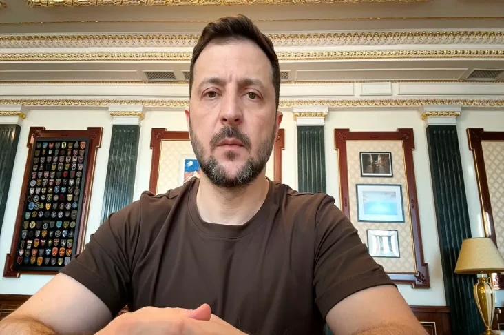 Zelensky: China Memasok...