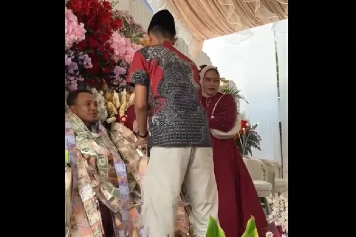 Viral! Pernikahan Mewah...