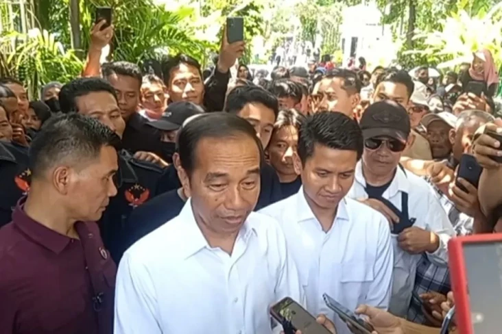 Jokowi Buka Suara soal...