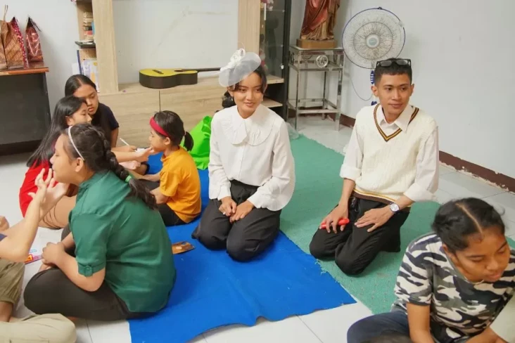 Peringati Hari Kartini,...