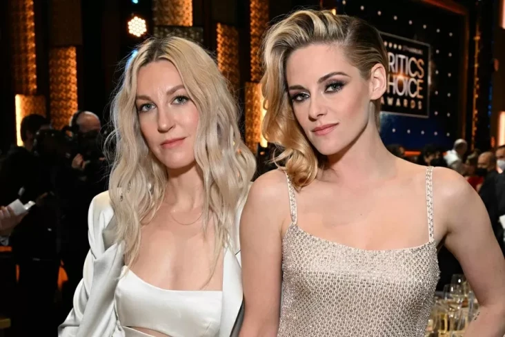 Kristen Stewart dan...