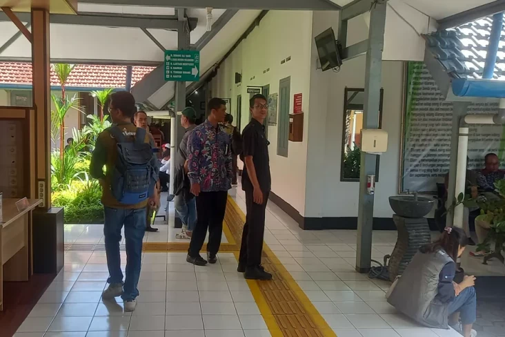 Sidang Perdana Gugatan...