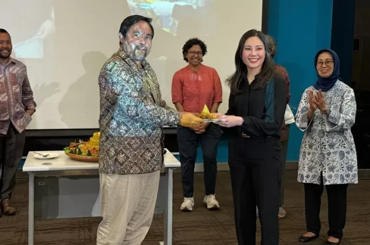 AMSI Syukuran HUT ke-8,...