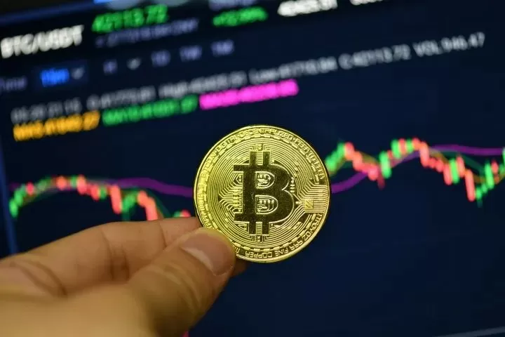 Bitcoin Lampaui Google...