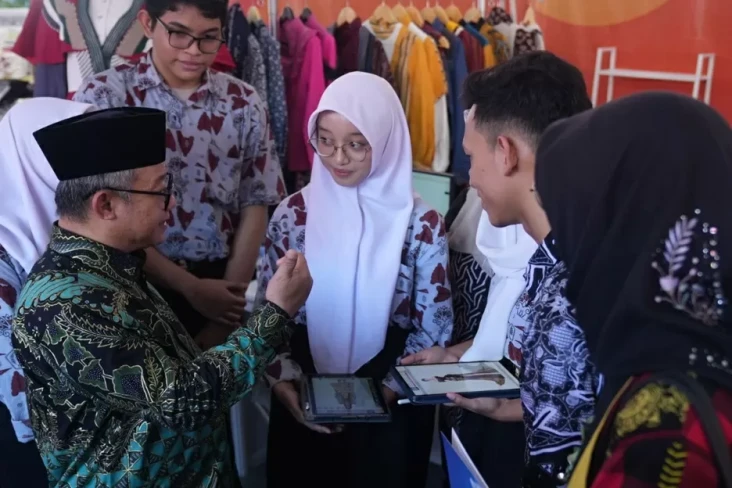 PLTS, AI, hingga IoT,...
