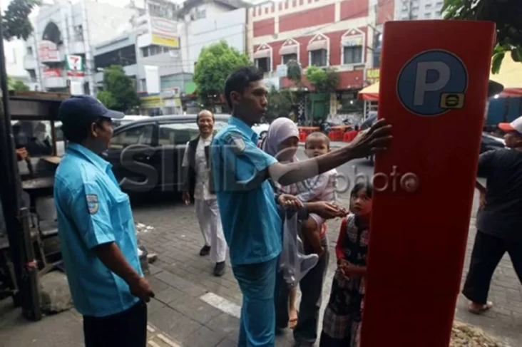 Kadishub Akui PAD Parkir...